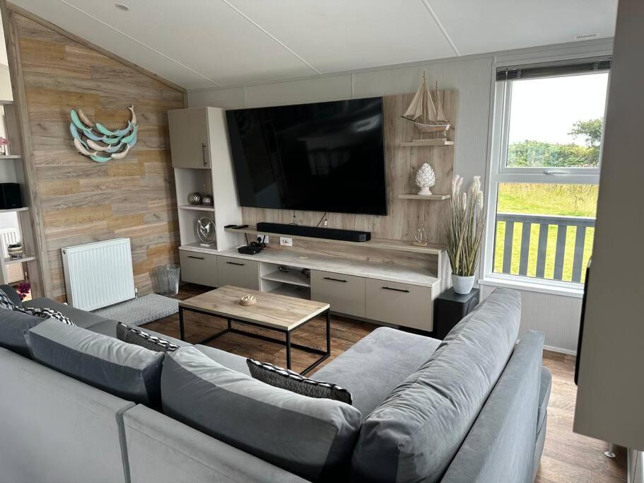 Modern Lodge With Amazing Views Newquay  Ngoại thất bức ảnh