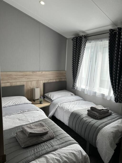 Modern Lodge With Amazing Views Newquay  Ngoại thất bức ảnh