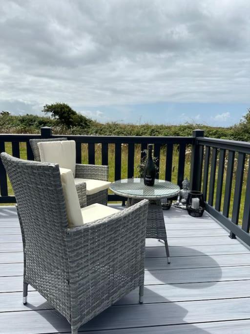 Modern Lodge With Amazing Views Newquay  Ngoại thất bức ảnh